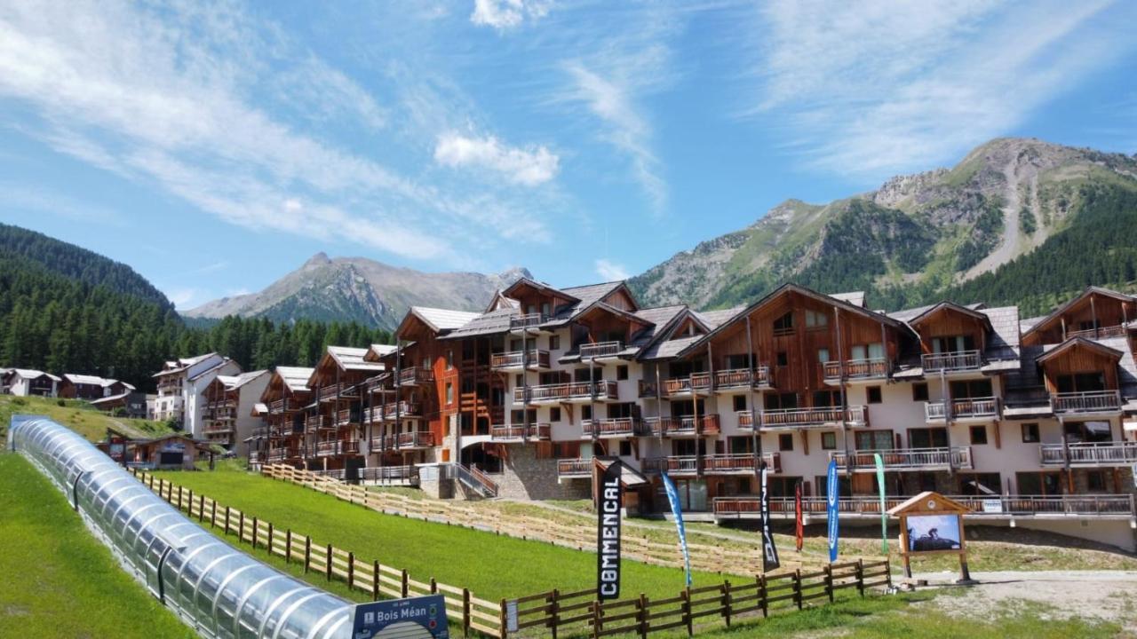 Appartement 2 Chambres Vue Pistes, Parking Privatif Les Orres Exterior photo